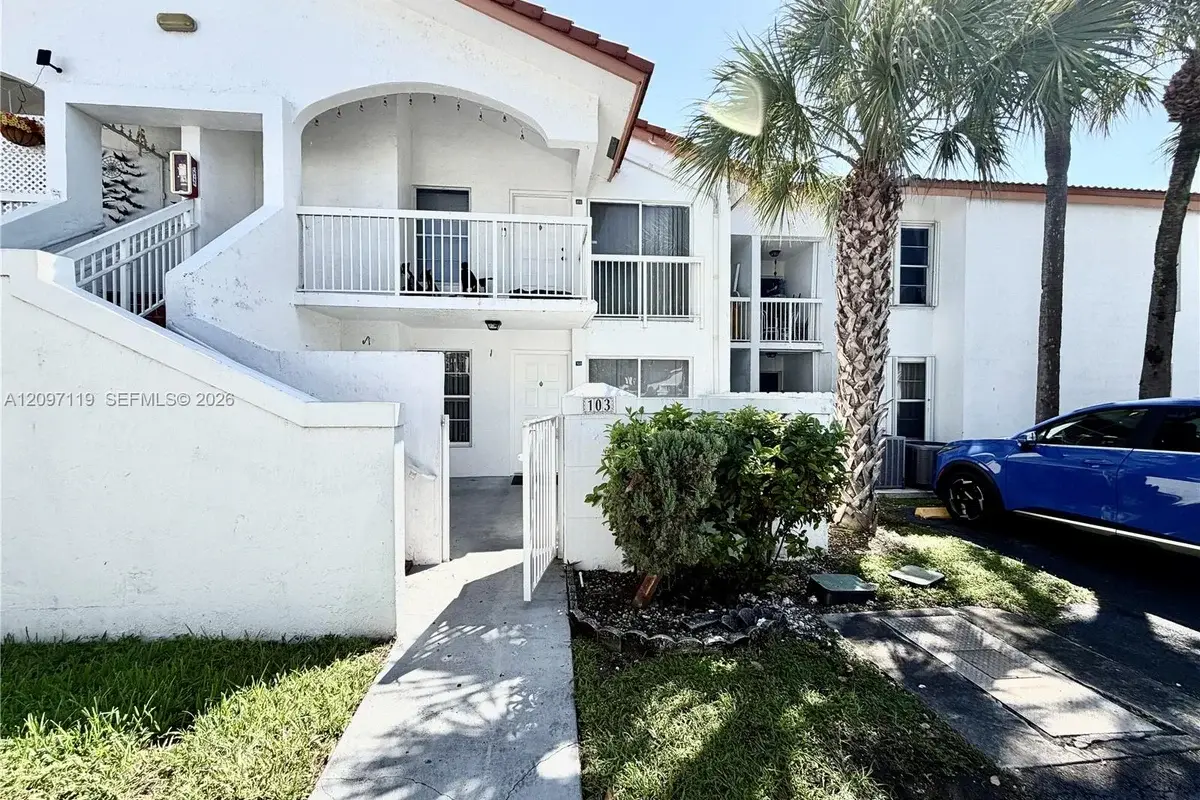 7611 SW 153rd Ct #103, Miami: photo 1 of 20