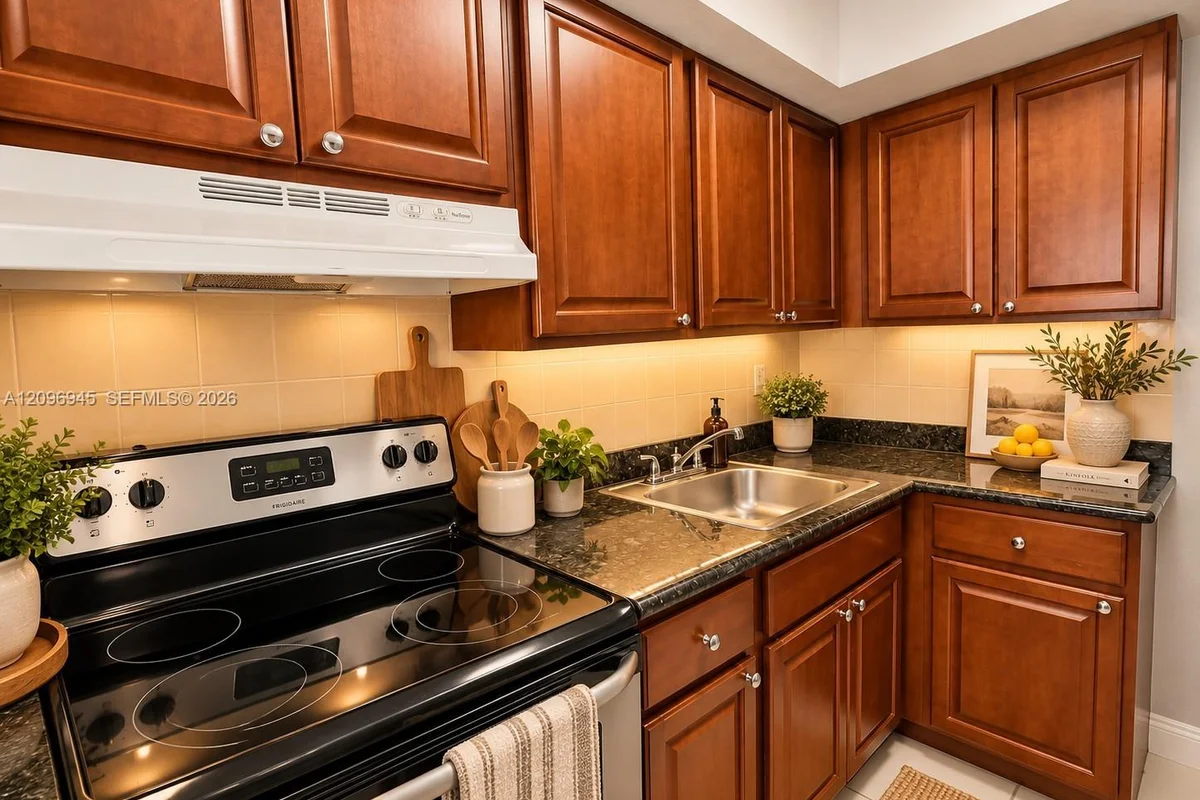 626 SW 14th Ave #109, Fort Lauderdale: photo 1 of 30