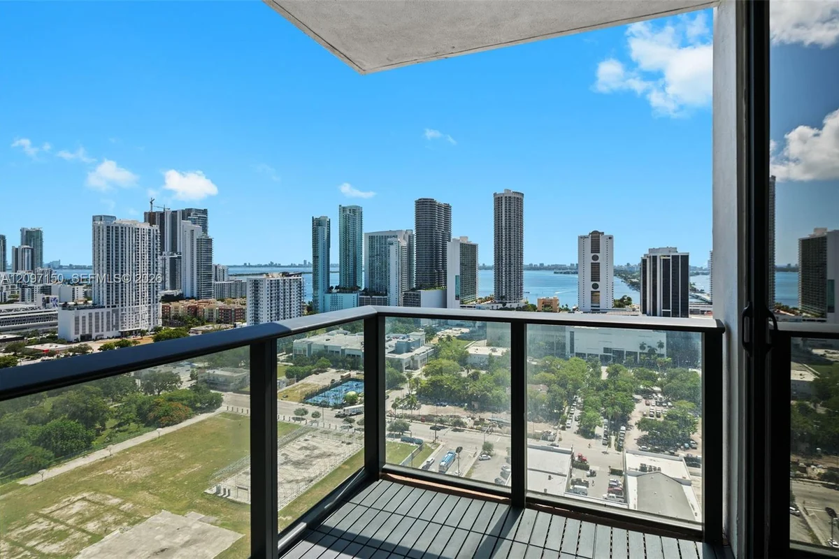 1600 NE 1st Ave #2420, Miami: photo 1 of 36