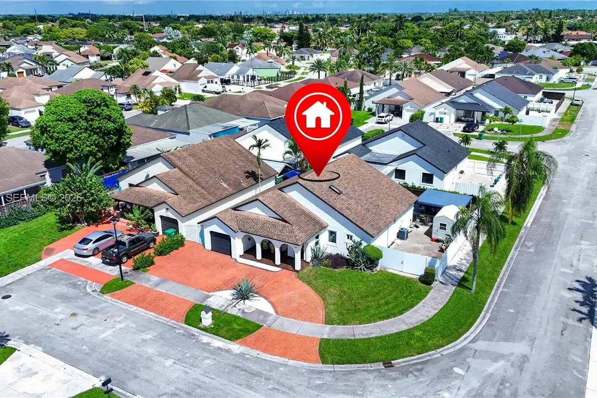 15855 SW 143rd Path, Miami: photo 1 of 42