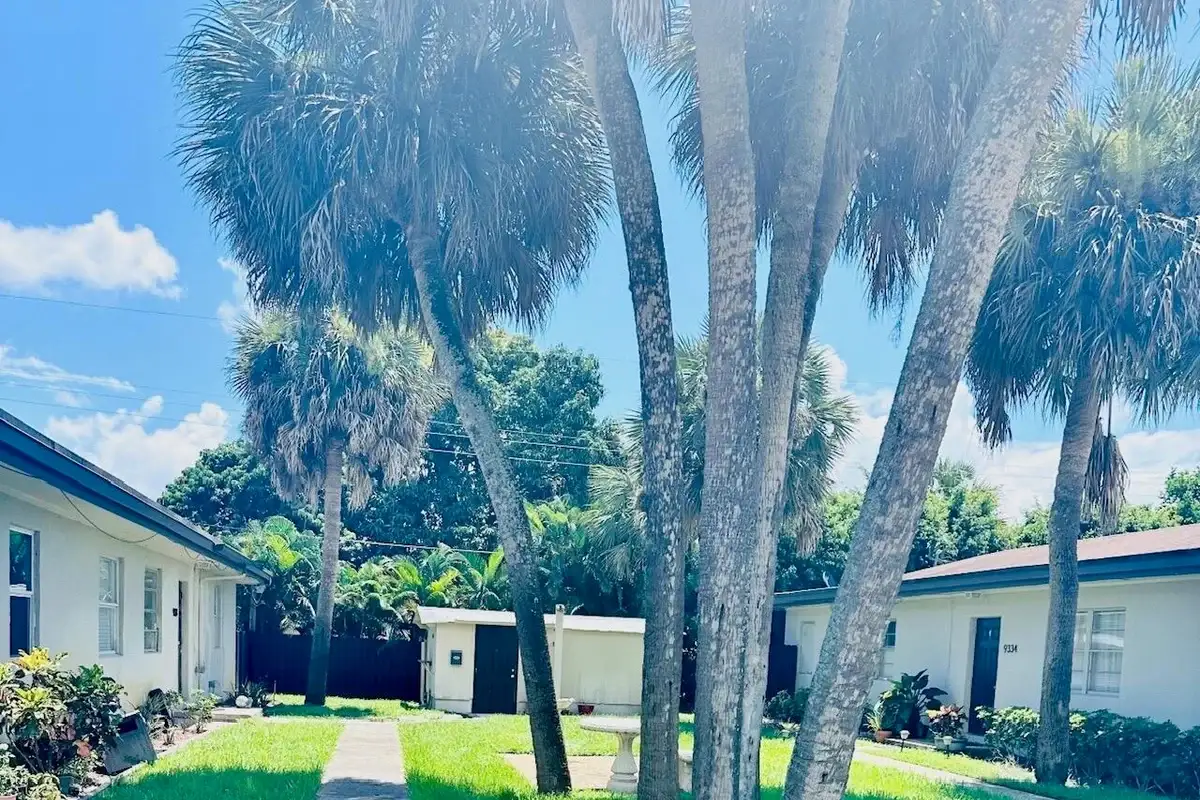 9326 Sunrise Dr #9334, West Palm Beach: photo 1 of 33