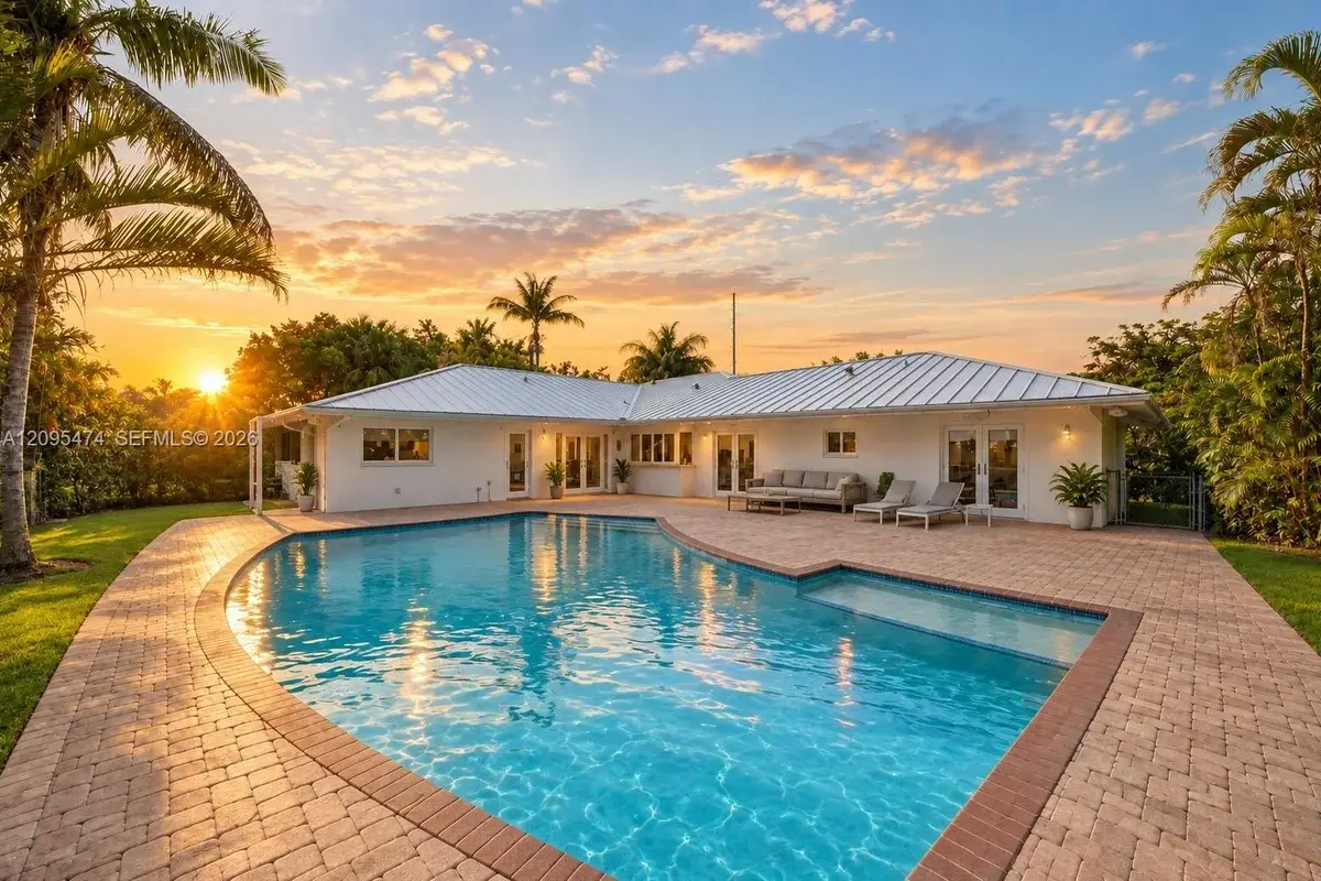8400 SW 178th St, Palmetto Bay: photo 1 of 67