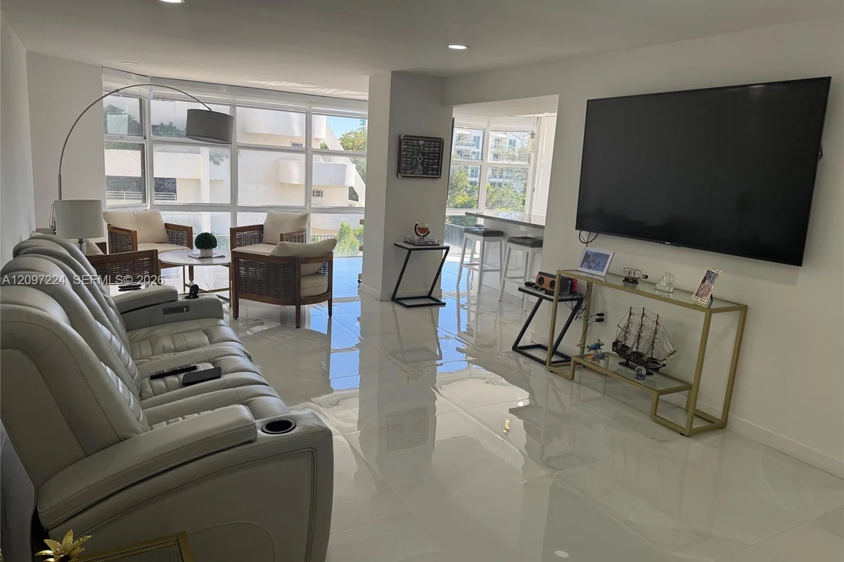 6423 Collins Ave #401, Miami Beach: photo 1 of 22