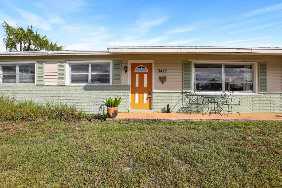 9412 Bellewood St, Palm Beach Gardens: photo 1 of 40