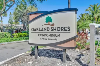 3119 Oakland Shores Dr, Oakland Park: photo 1 of 5
