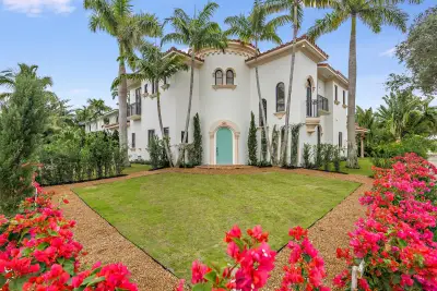 270 Palmetto Ln, West Palm Beach: photo 1 of 53