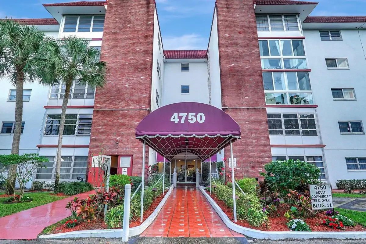 4750 NW 22nd Ct #118, Lauderhill: photo 1 of 29