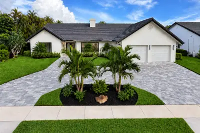 10941 Boca Woods Ln, Boca Raton: photo 1 of 40