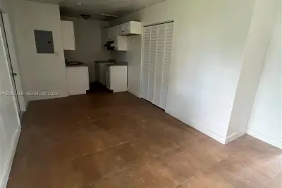 2981 NW 195th St, Miami Gardens: photo 1 of 7