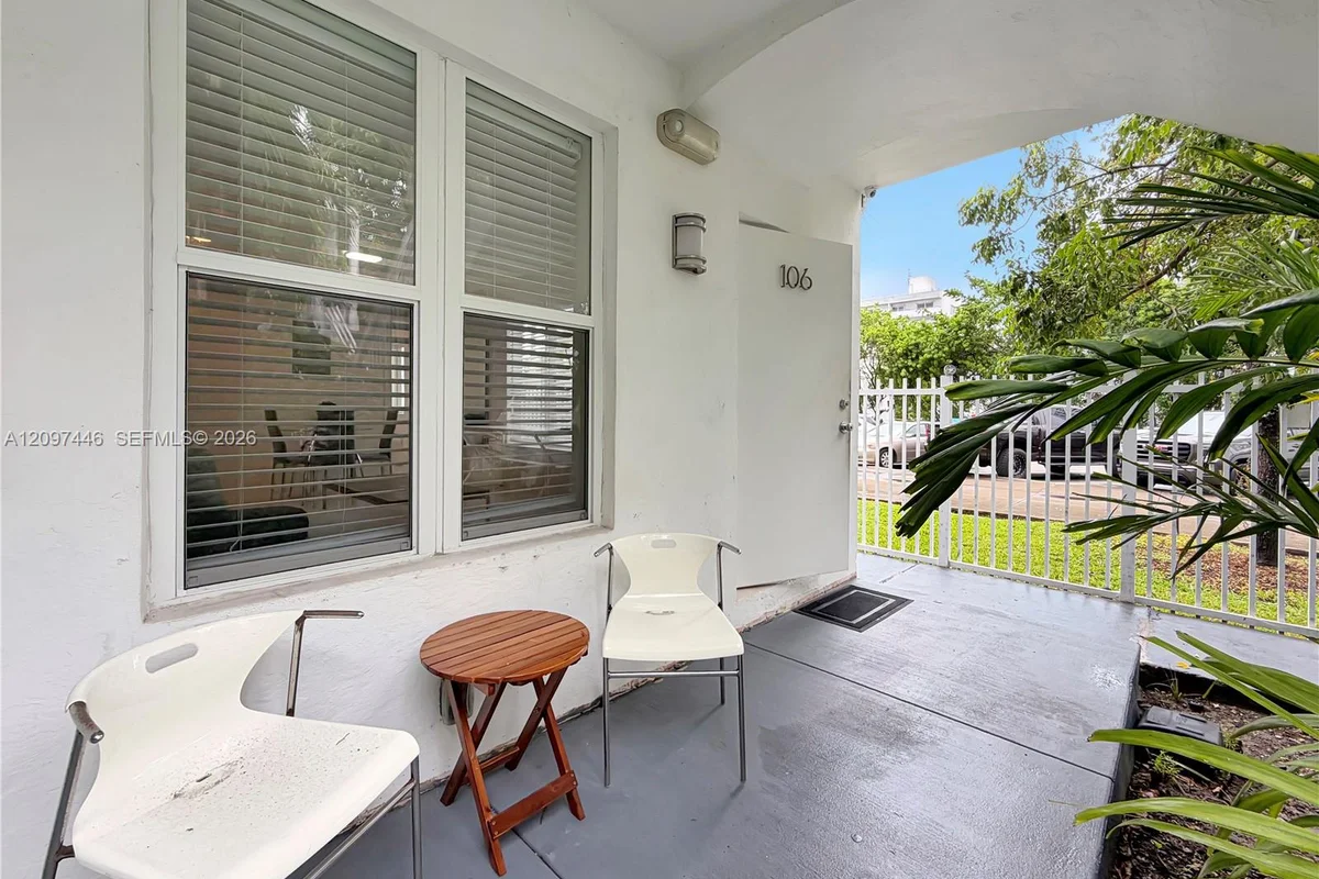 1419 West Ave #106, Miami Beach: photo 1 of 22