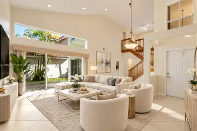 1960 Sweetbay Way, Hollywood: photo 1 of 49