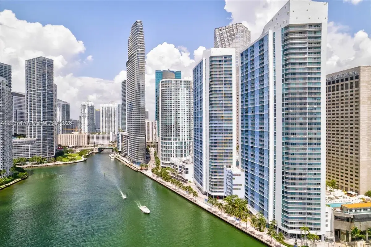 325 S Biscayne Blvd #2221, Miami: photo 1 of 2