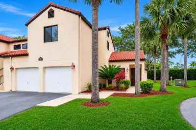 14 Via De Casas Sur #104, Boynton Beach: photo 1 of 30