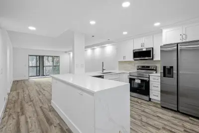 6585 Kensington Ln #207, Delray Beach: photo 1 of 26