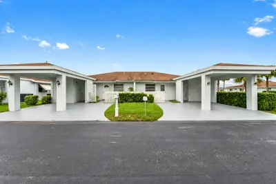 6801 Moonlit Dr, Delray Beach: photo 1 of 48