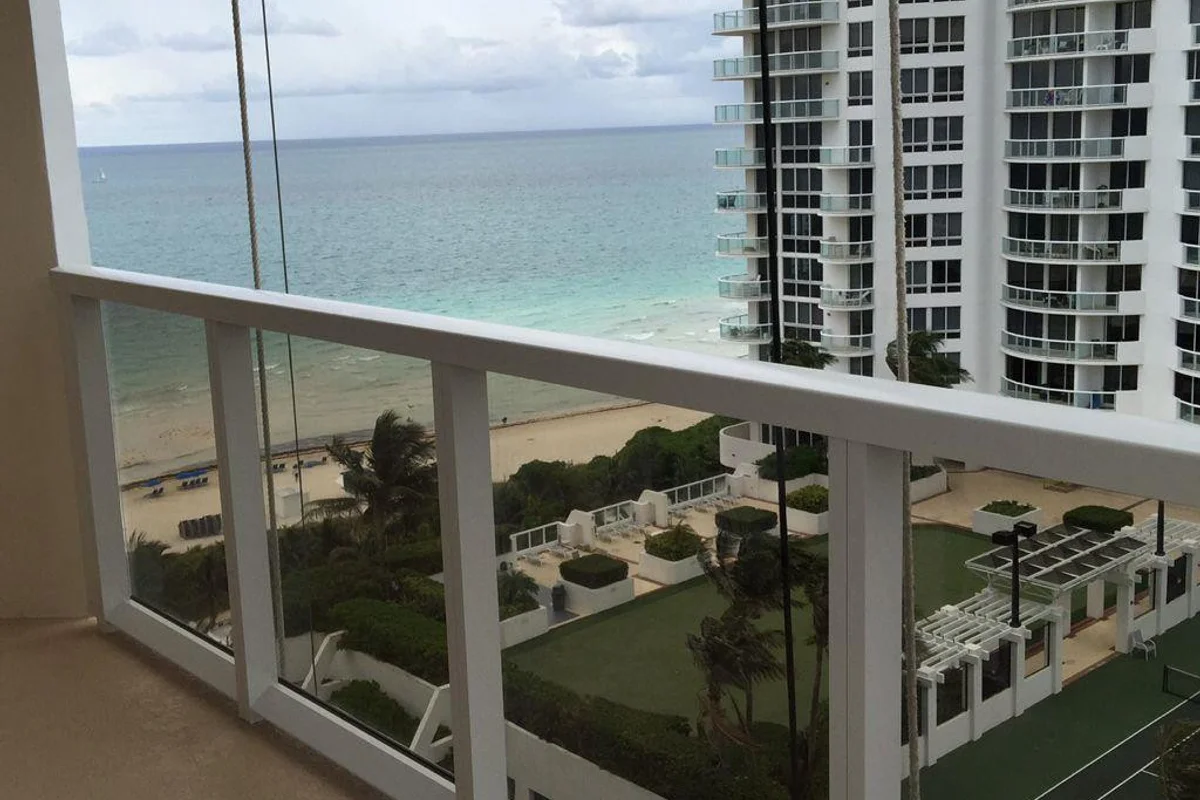 6423 Collins Ave #1501, Miami Beach: photo 1 of 46