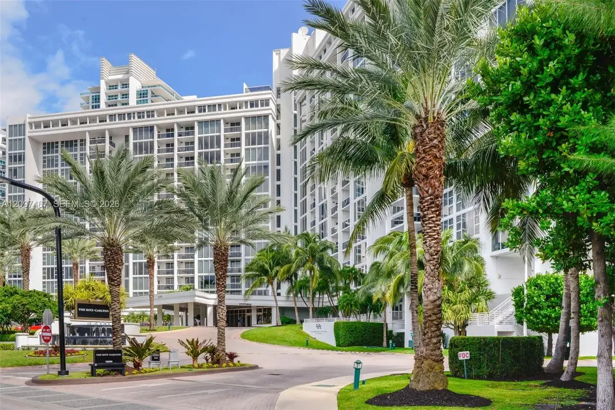 10275 Collins Ave #1434, Bal Harbour: photo 1 of 14