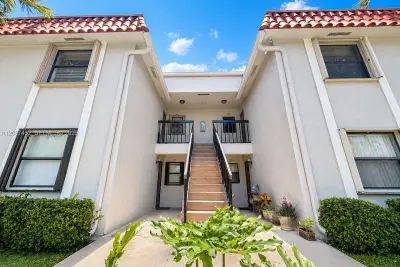 9730 Hammocks Blvd #201-28, Miami: photo 1 of 23