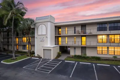 16 Royal Palm Way #205, Boca Raton: photo 1 of 39