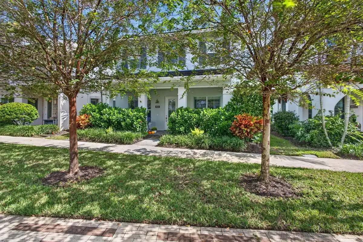 8028 Hobbes Way, Palm Beach Gardens: photo 1 of 1