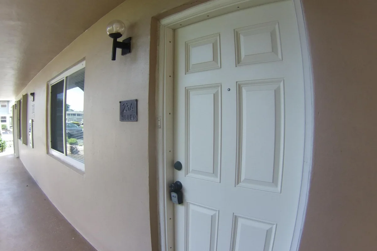 23 Flanders A, Delray Beach: photo 1 of 29