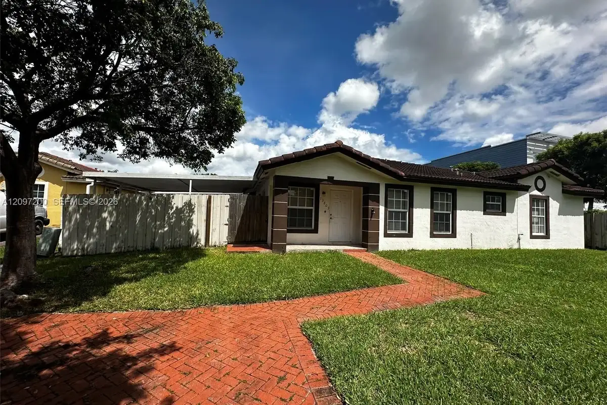 13803 SW 256th Ter, Homestead: photo 1 of 18