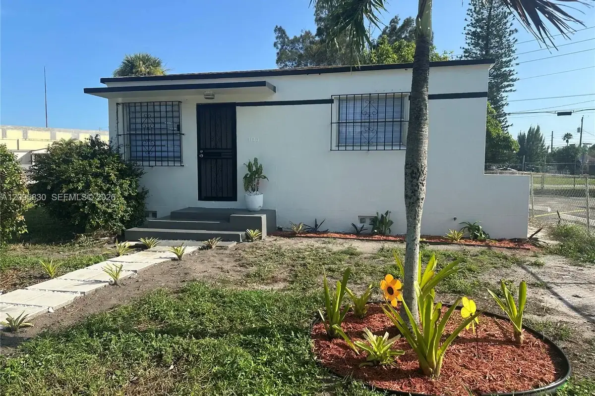 1120 Opa Locka Blvd, Opa-locka: photo 1 of 7