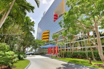 2025 Brickell Ave #503, Miami: photo 1 of 20