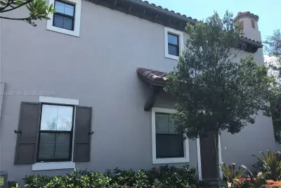 3381 NW 125th Ln, Sunrise: photo 1 of 3