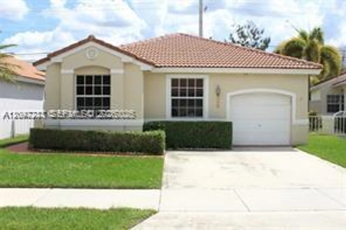 5058 SW 148th Ter, Davie: photo 1 of 36