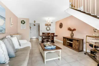 8550 SW 109th Ave #5-204, Miami: photo 1 of 34