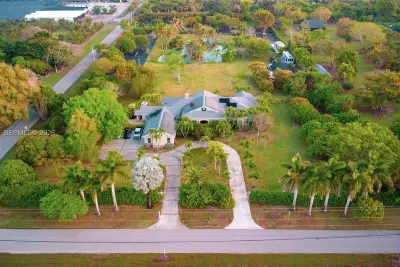 20175 SW 256th St, Homestead: photo 1 of 41