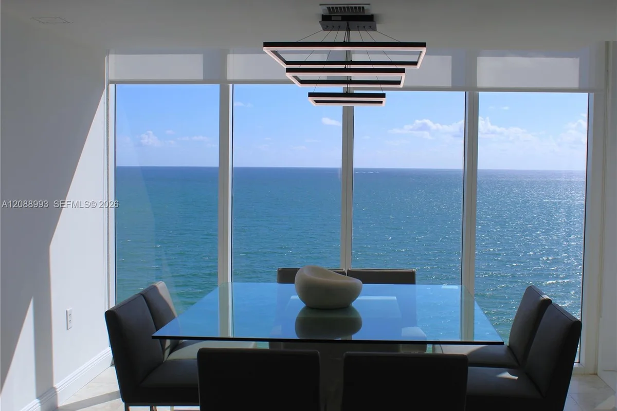 10275 Collins Ave #1210, Bal Harbour: photo 1 of 32