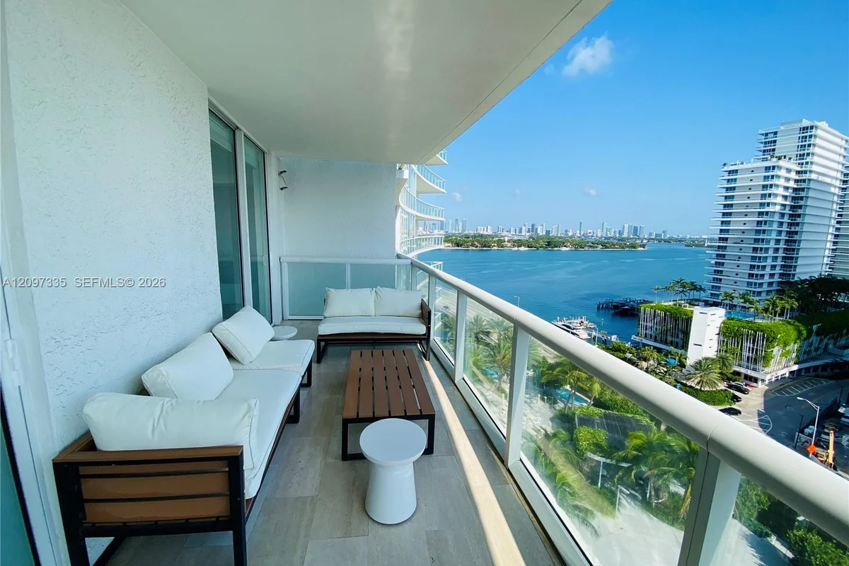 450 Alton Rd #1406, Miami Beach: photo 1 of 30