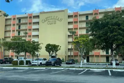 9405 W Flagler St #406, Miami: photo 1 of 17