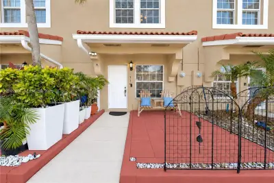 716 SW 122nd Ave, Pembroke Pines: photo 1 of 46
