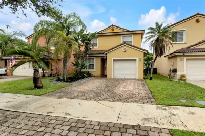 1481 SE 20th Rd, Homestead: photo 1 of 35
