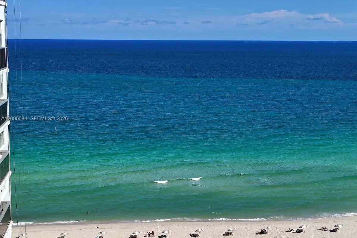 6039 Collins Ave #1710, Miami Beach: photo 1 of 33