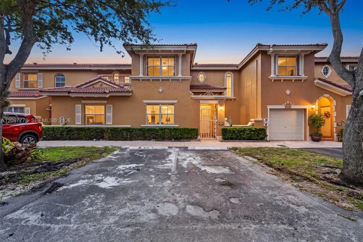 8520 NW 139th Ter #1607, Miami Lakes: photo 1 of 22