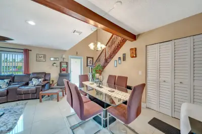 6224 SW 7th St, Margate: photo 1 of 74