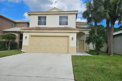 7604 Sierra Ridge Ln, Lake Worth: photo 1 of 25