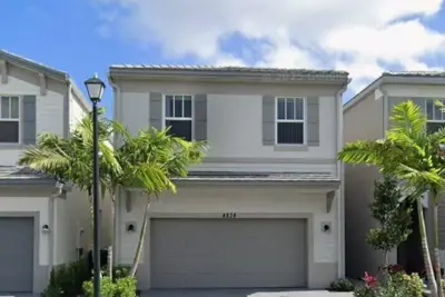 4834 NW 48th Ter, Tamarac: photo 1 of 1