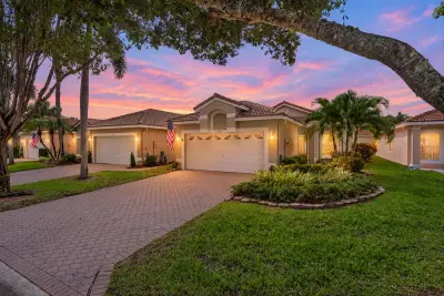 7748 Cherry Blossom St, Boynton Beach: photo 1 of 1