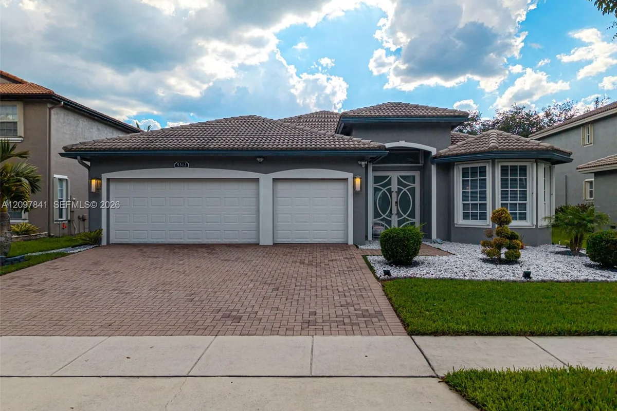 5312 SW 148th Ave, Miramar: photo 1 of 71