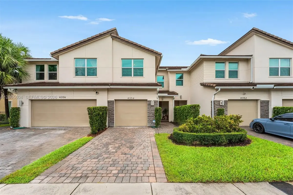 4354 Veleiros Ave, Deerfield Beach: photo 1 of 57
