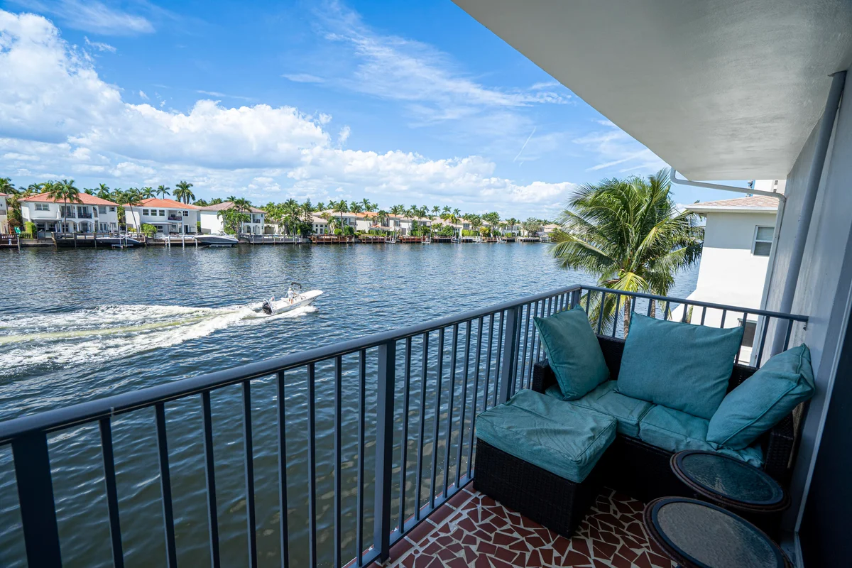 2600 S Ocean Dr #S305, Hollywood: photo 1 of 30
