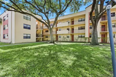 3199 Foxcroft Rd #304, Miramar: photo 1 of 23