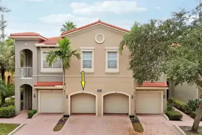 4901 Bonsai Cir #111, Palm Beach Gardens: photo 1 of 54