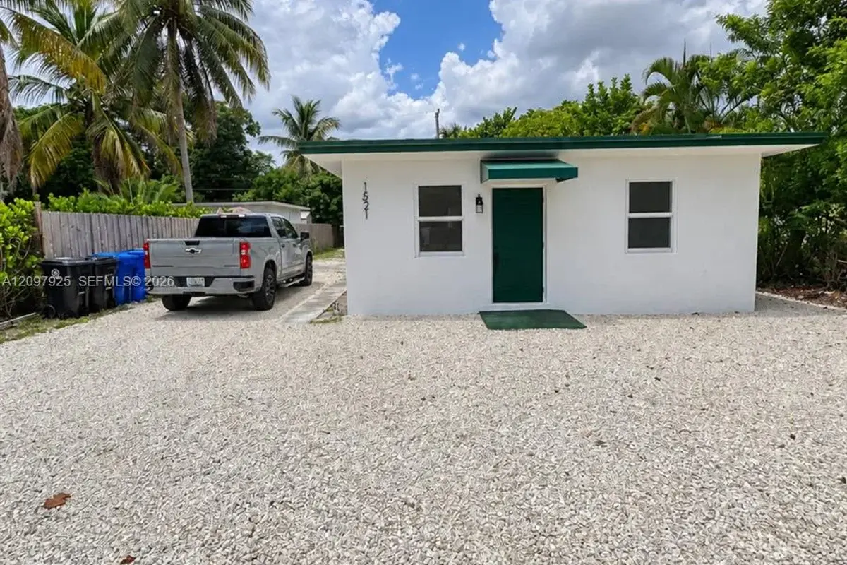 1521 NW 5th Ave, Fort Lauderdale: photo 1 of 14