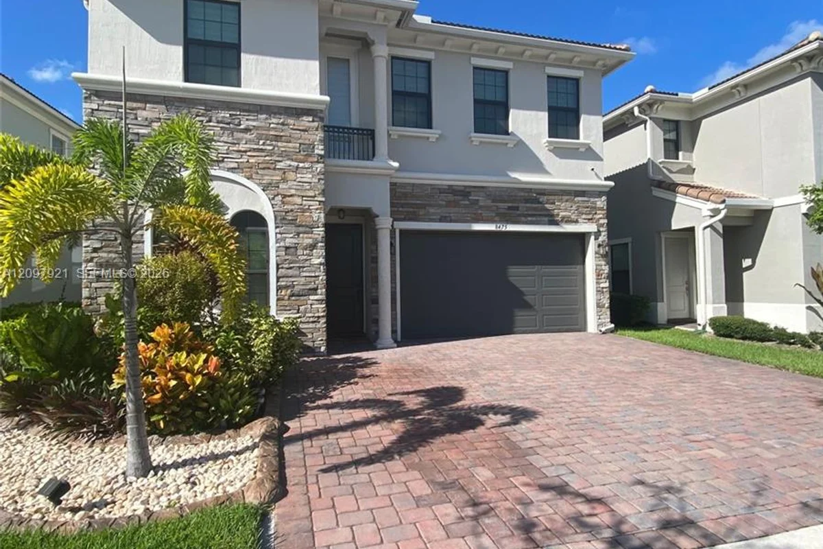 8475 NW 39th Ct, Coral Springs: photo 1 of 1